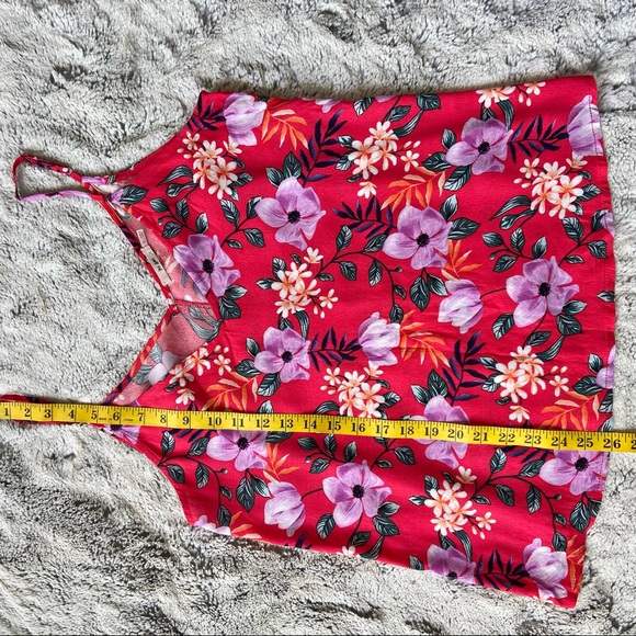 NEW Francesca's pretty Summer top Adjustable straps Flattering back, Sz … - Picture 4 of 6